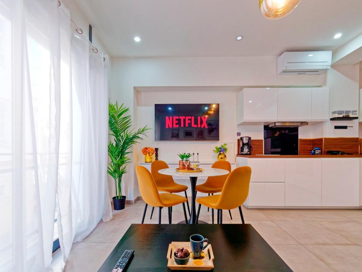 City Vibes, Indoor Parking, Breakfast & Air Conditioning Niza Exterior foto